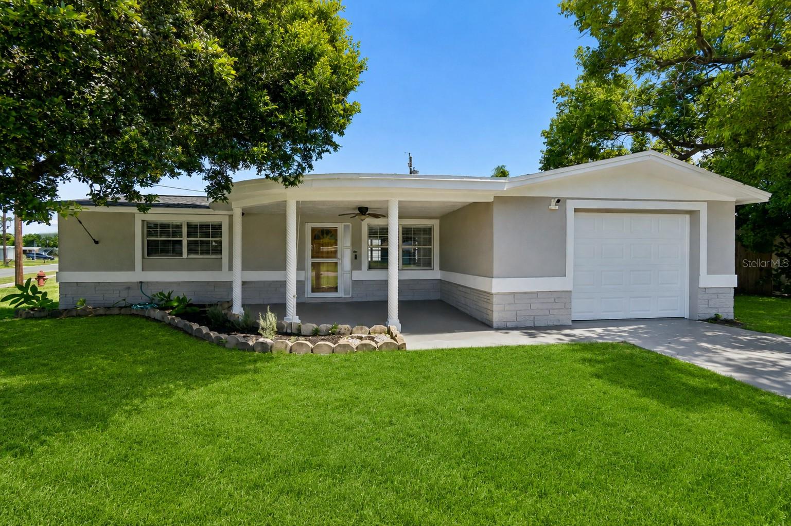 2222 Arcadia Rd