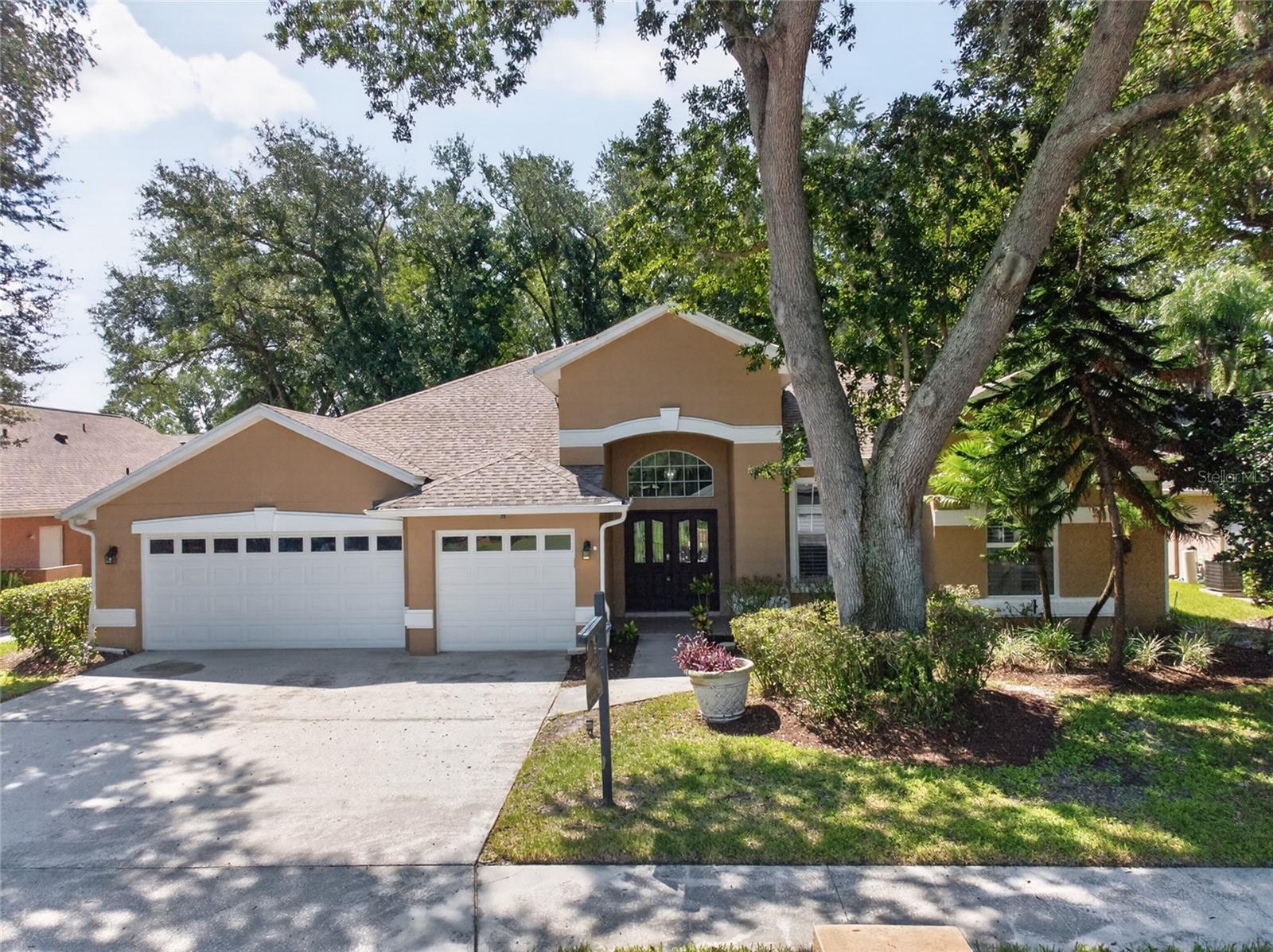2243 Eagle Bluff Dr