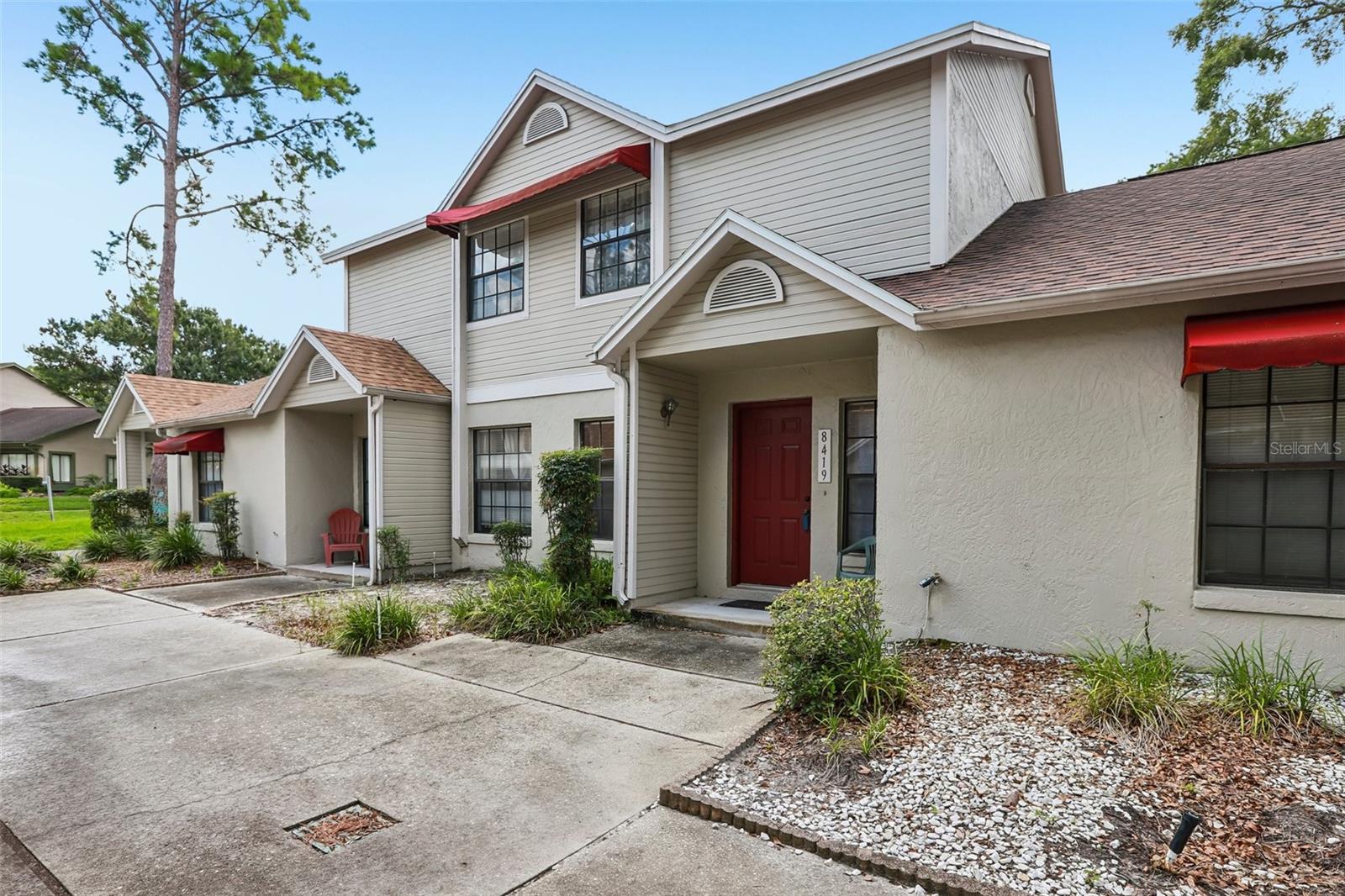 8419 Laurelon Pl