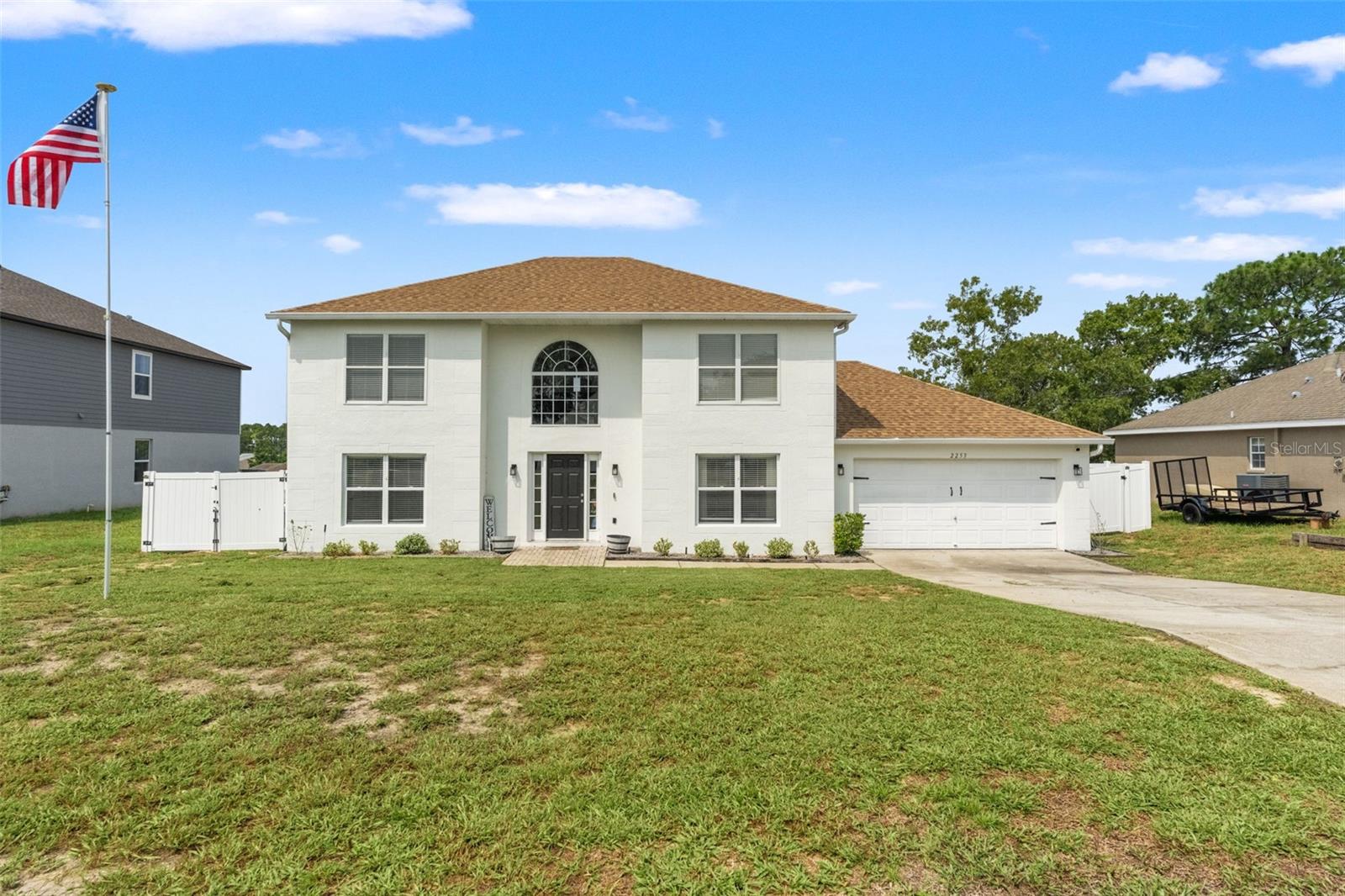 2253 Whitewood Ave