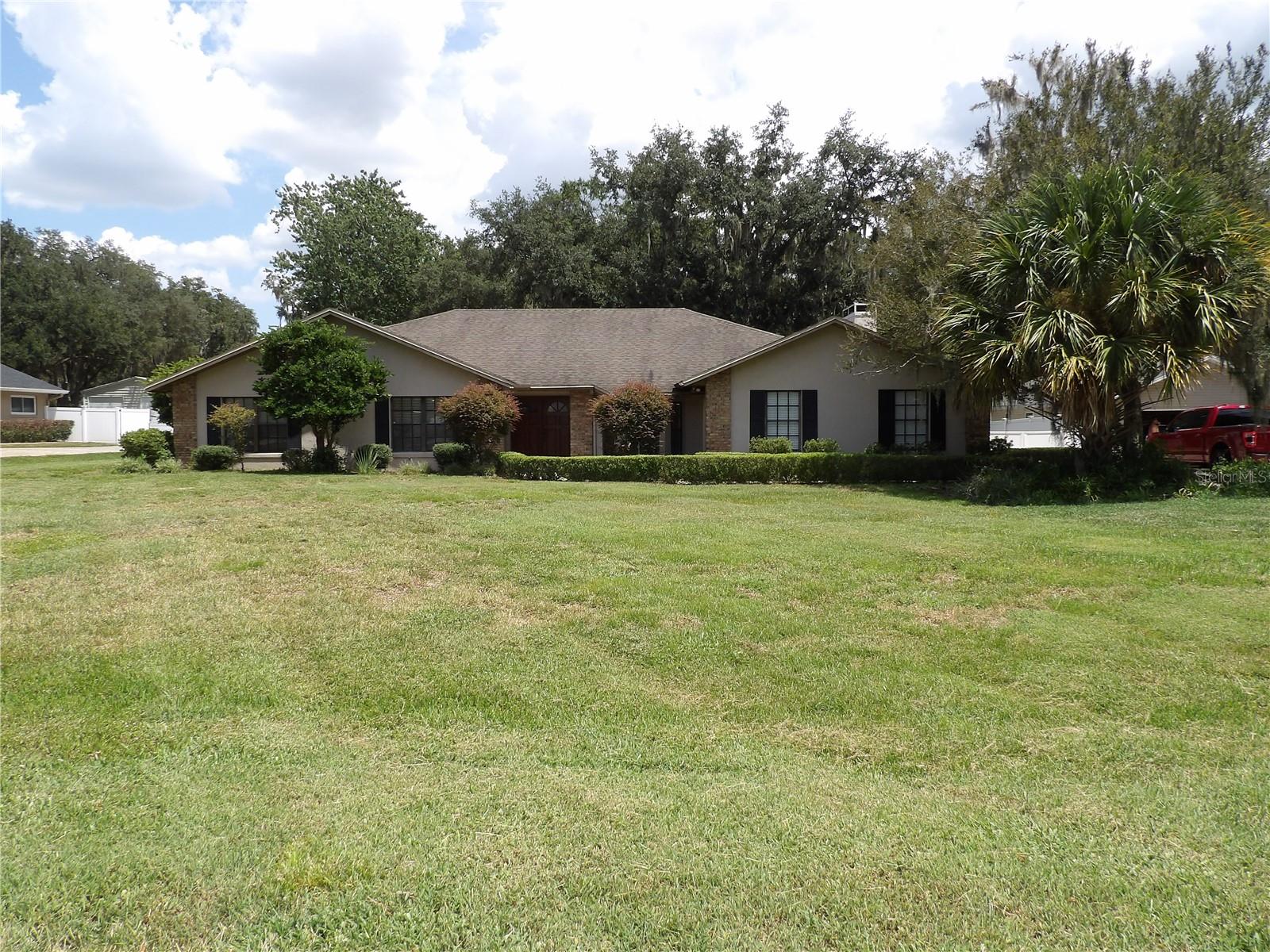 6282 Forestwood Dr E