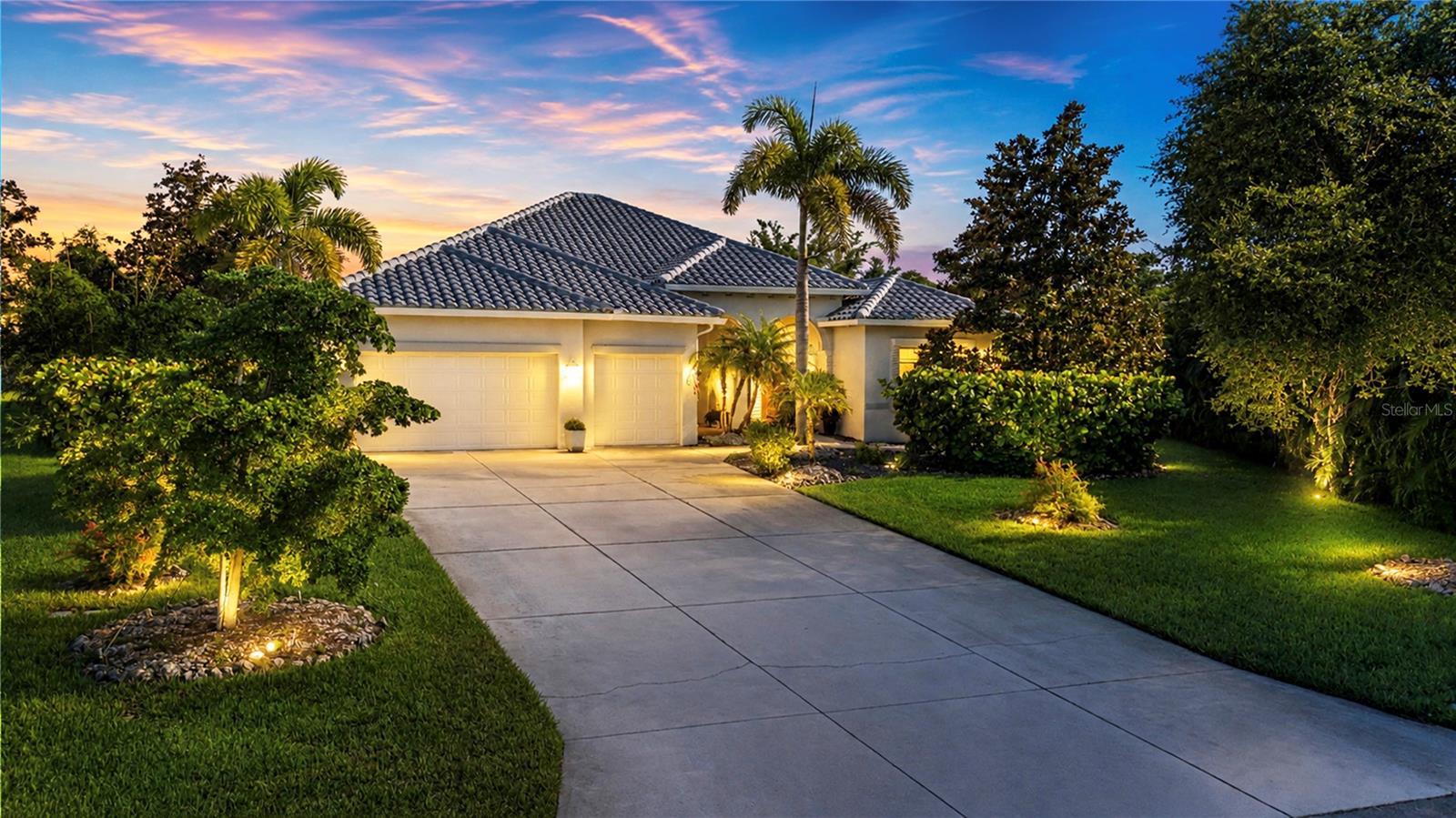 1929 24th Street Cir W
