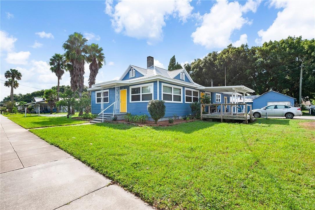 1005 E Main St
