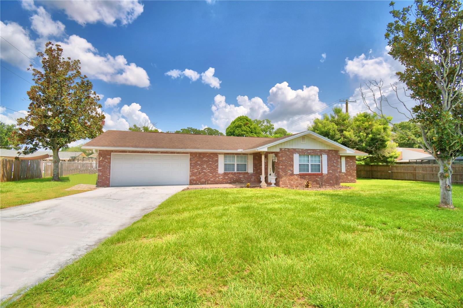 1206 Susan Ln