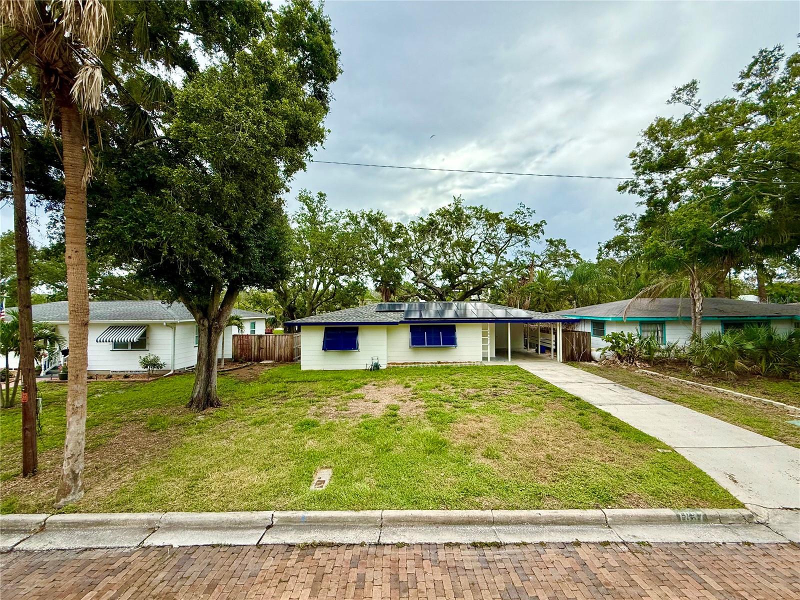 1837 Pasadena Dr