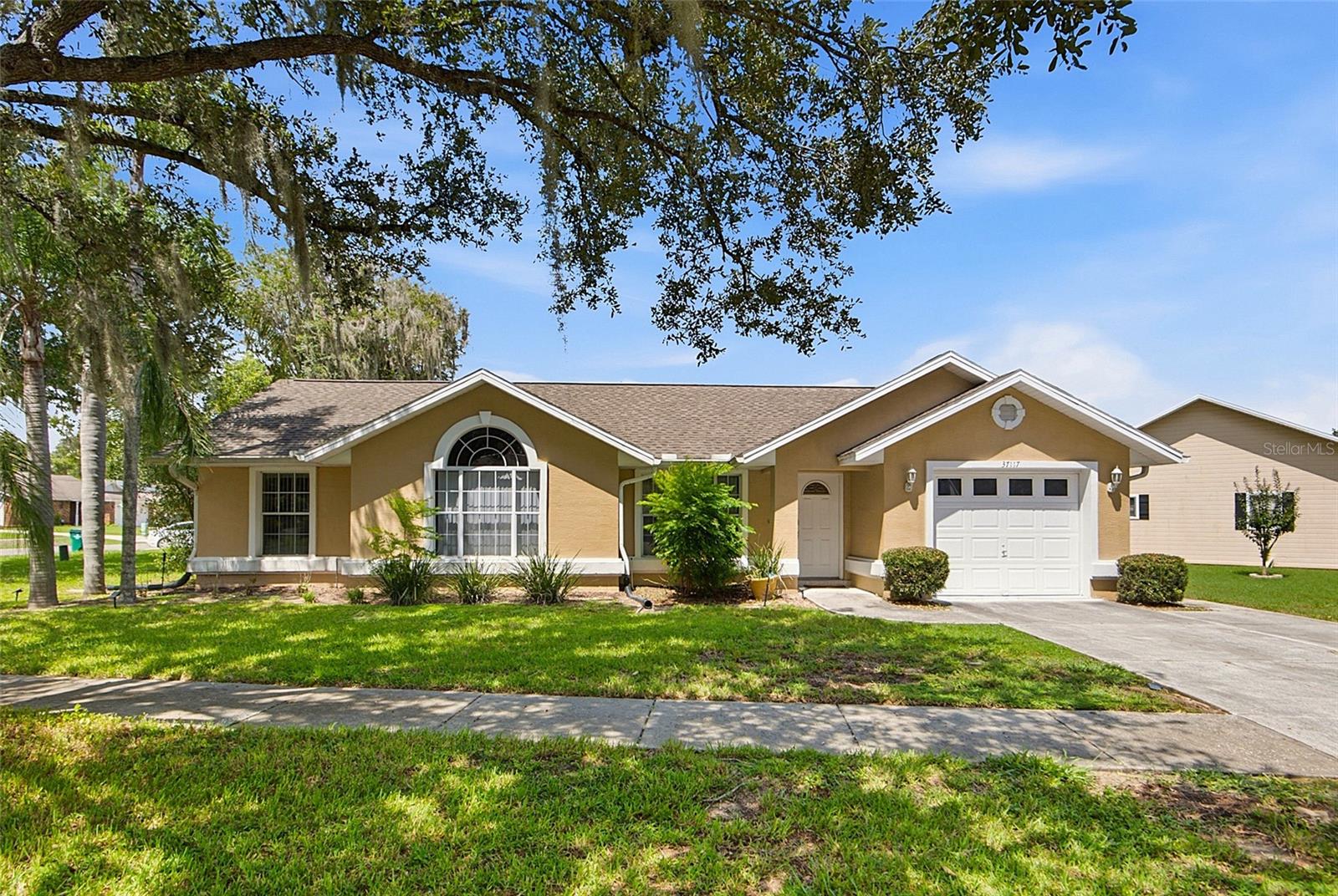 37117 Foxrun Pl