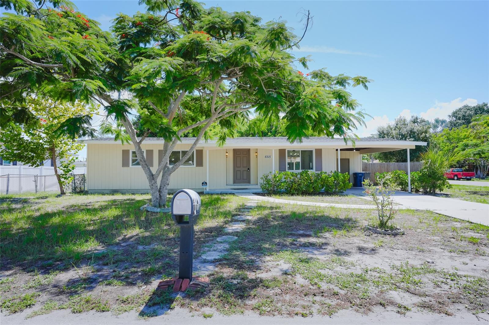 6515 3rd Street CT W