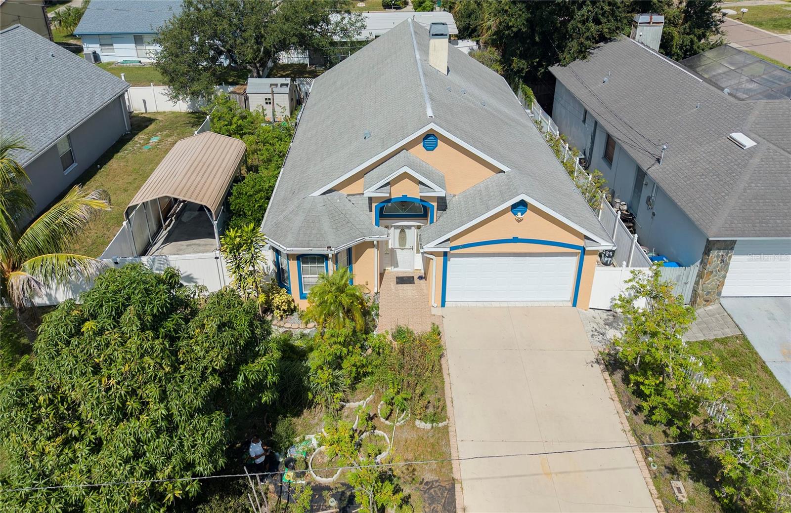 1150 Oakwood Dr