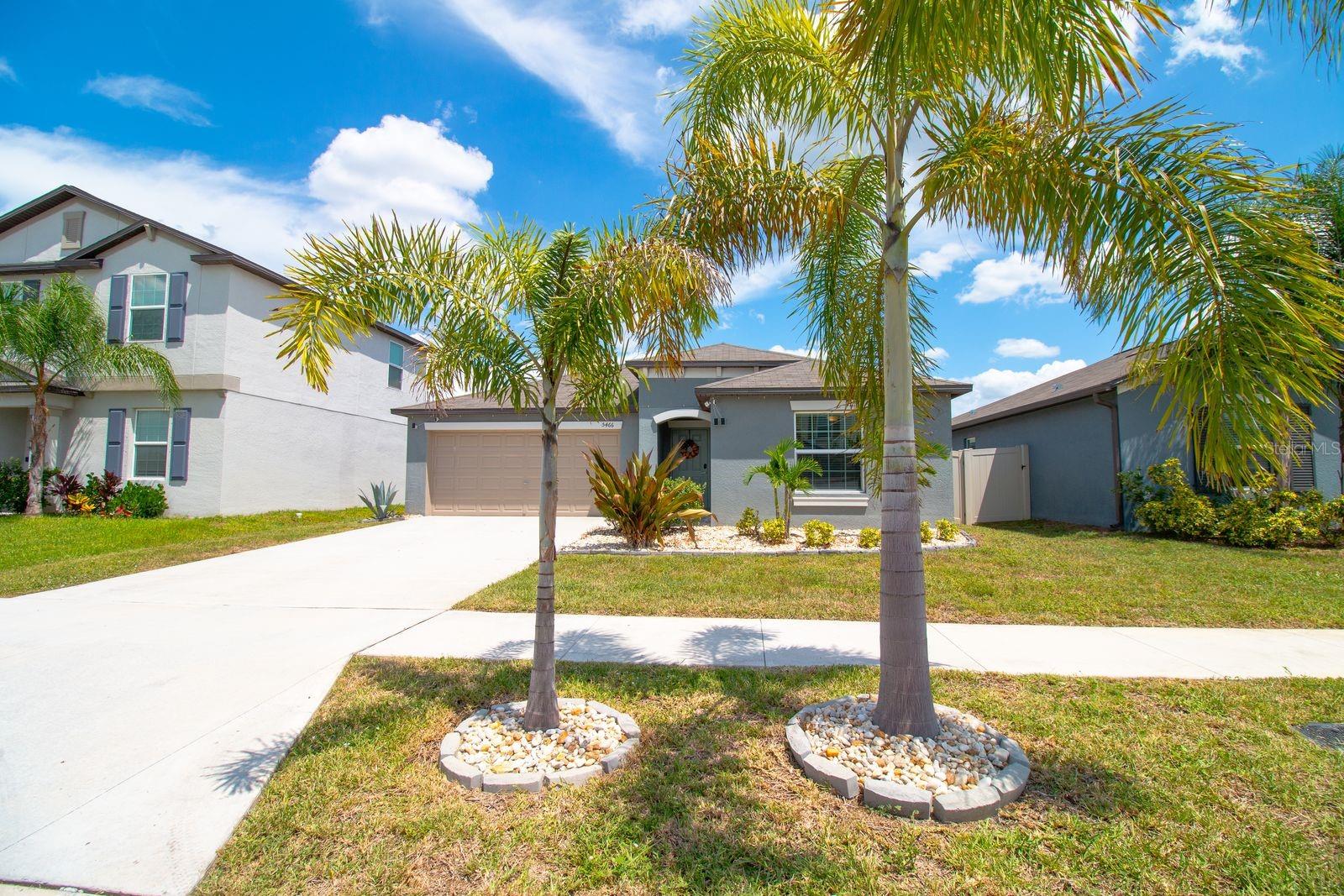 5466 Blue Azure Dr