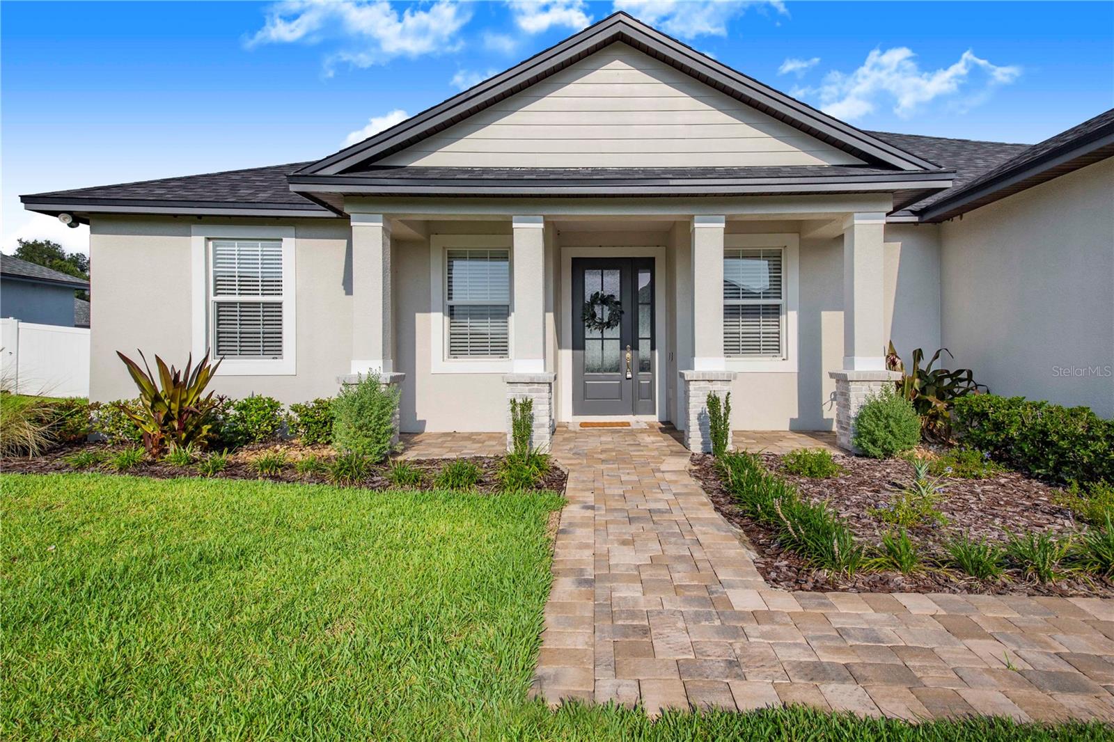 5017 Ridgefield Lane