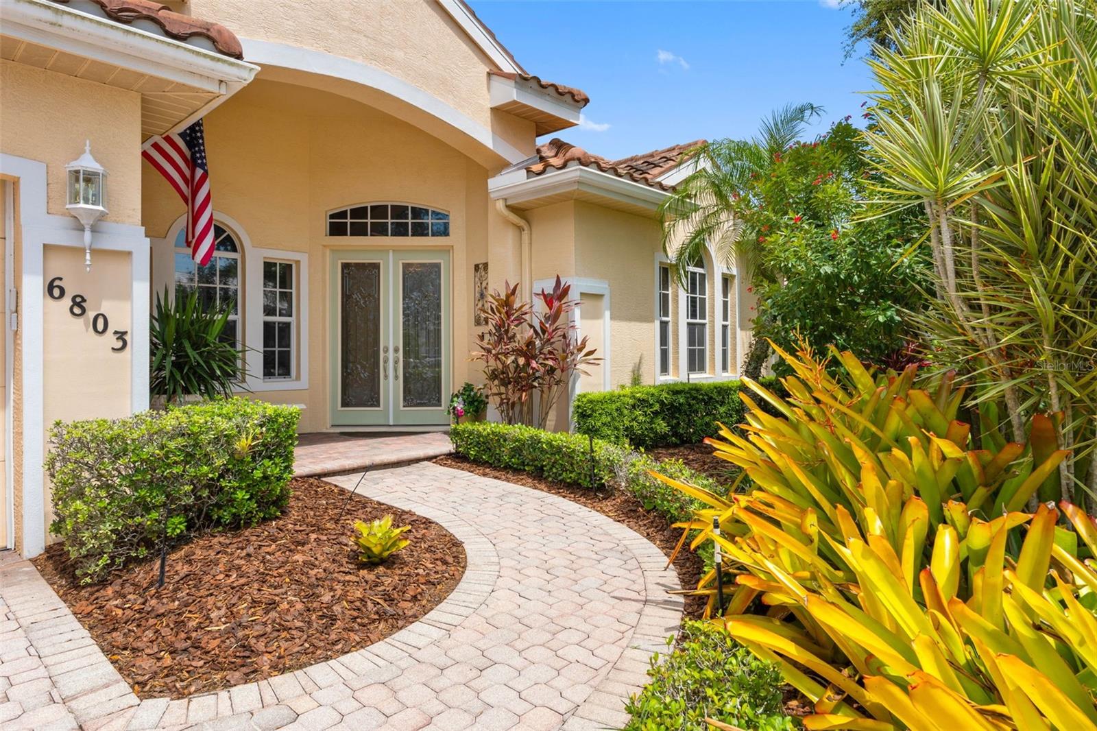 6803 Coyote Ridge CT