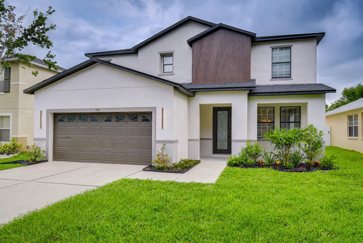 1712 Atlantic Dr