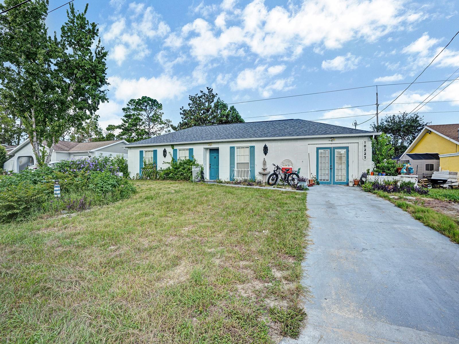 10227 Gifford Dr