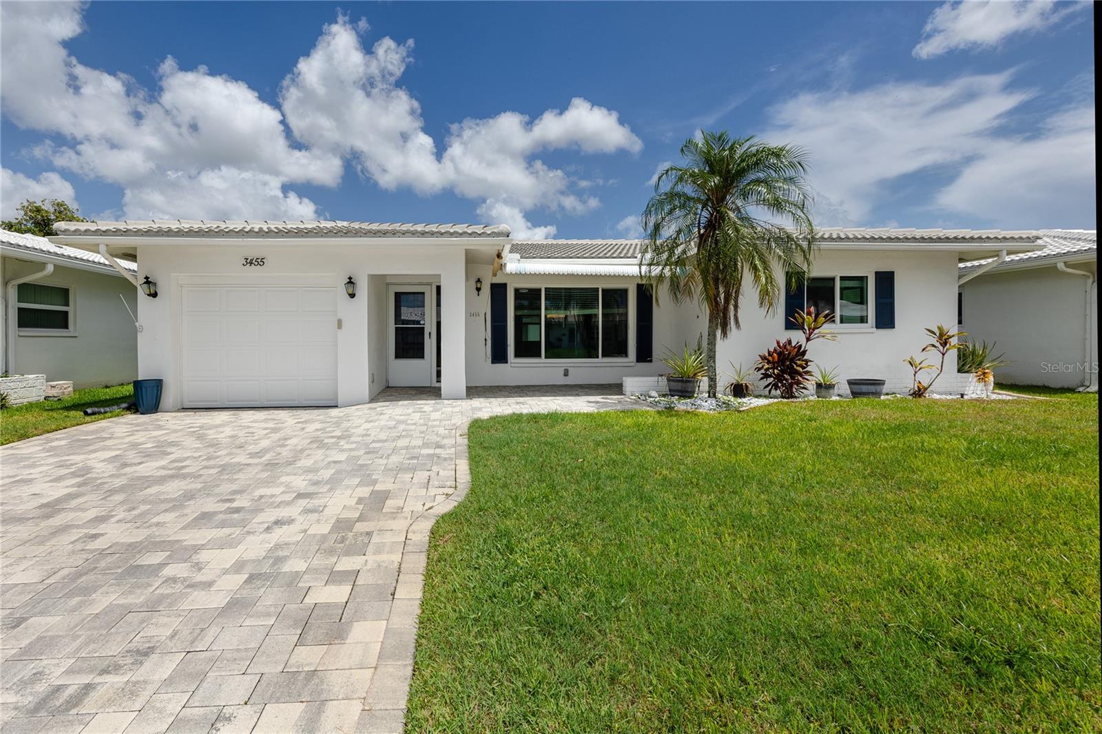 3455 100th Ave N
