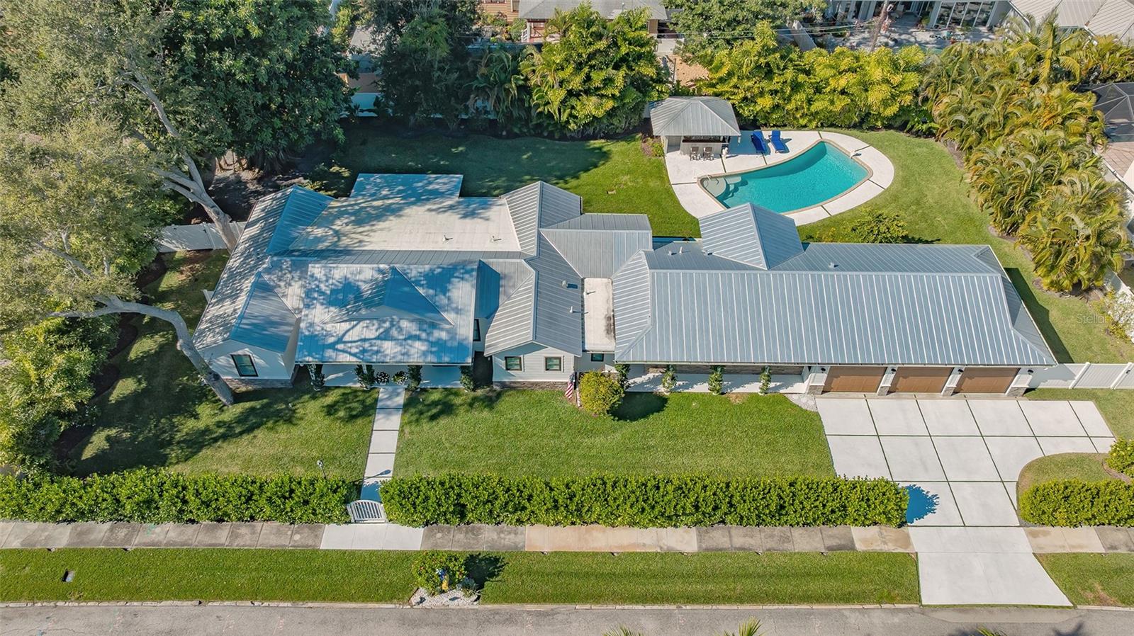 3606 Palonia CT