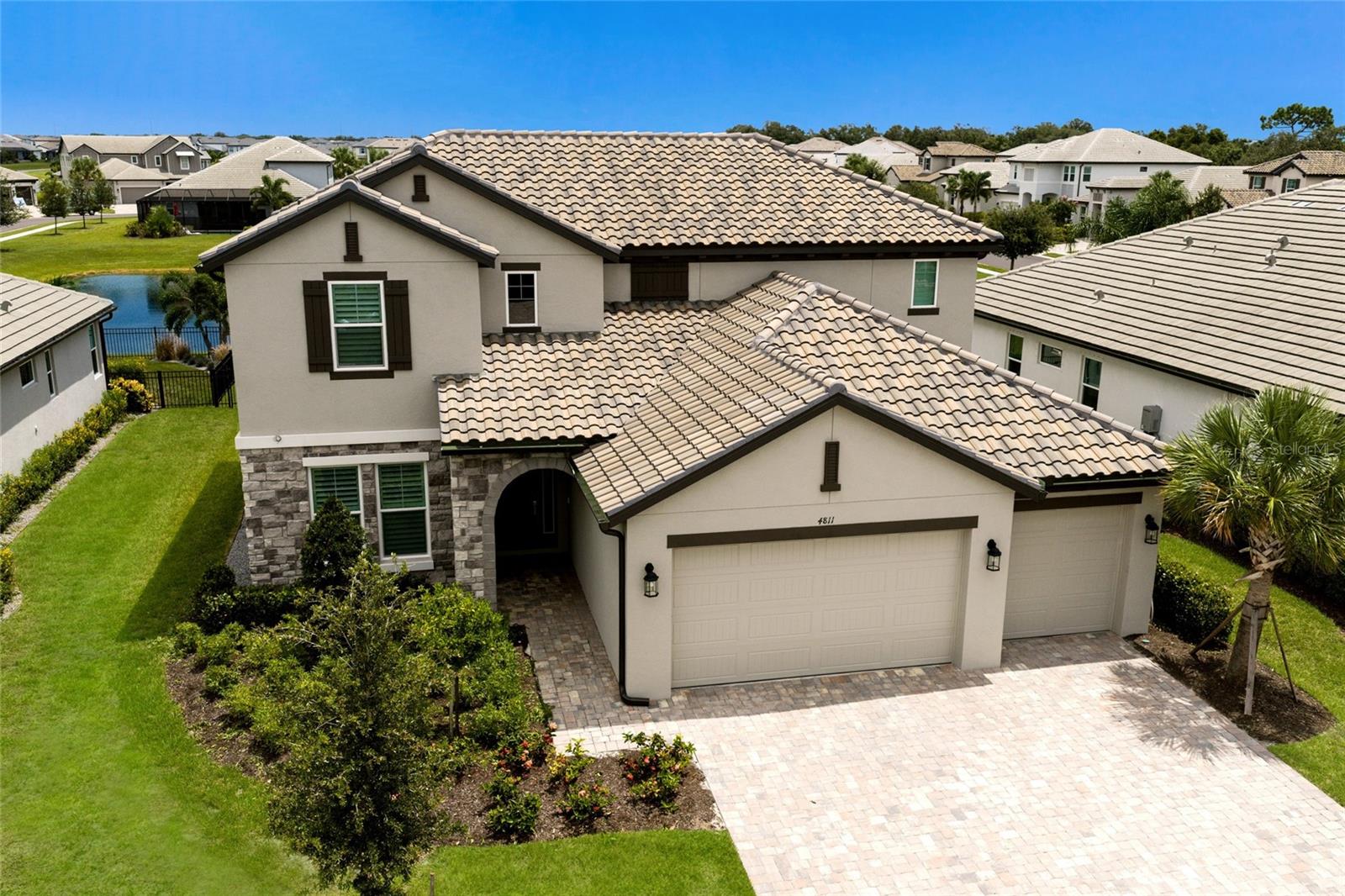 4811 Honey Dew Ln