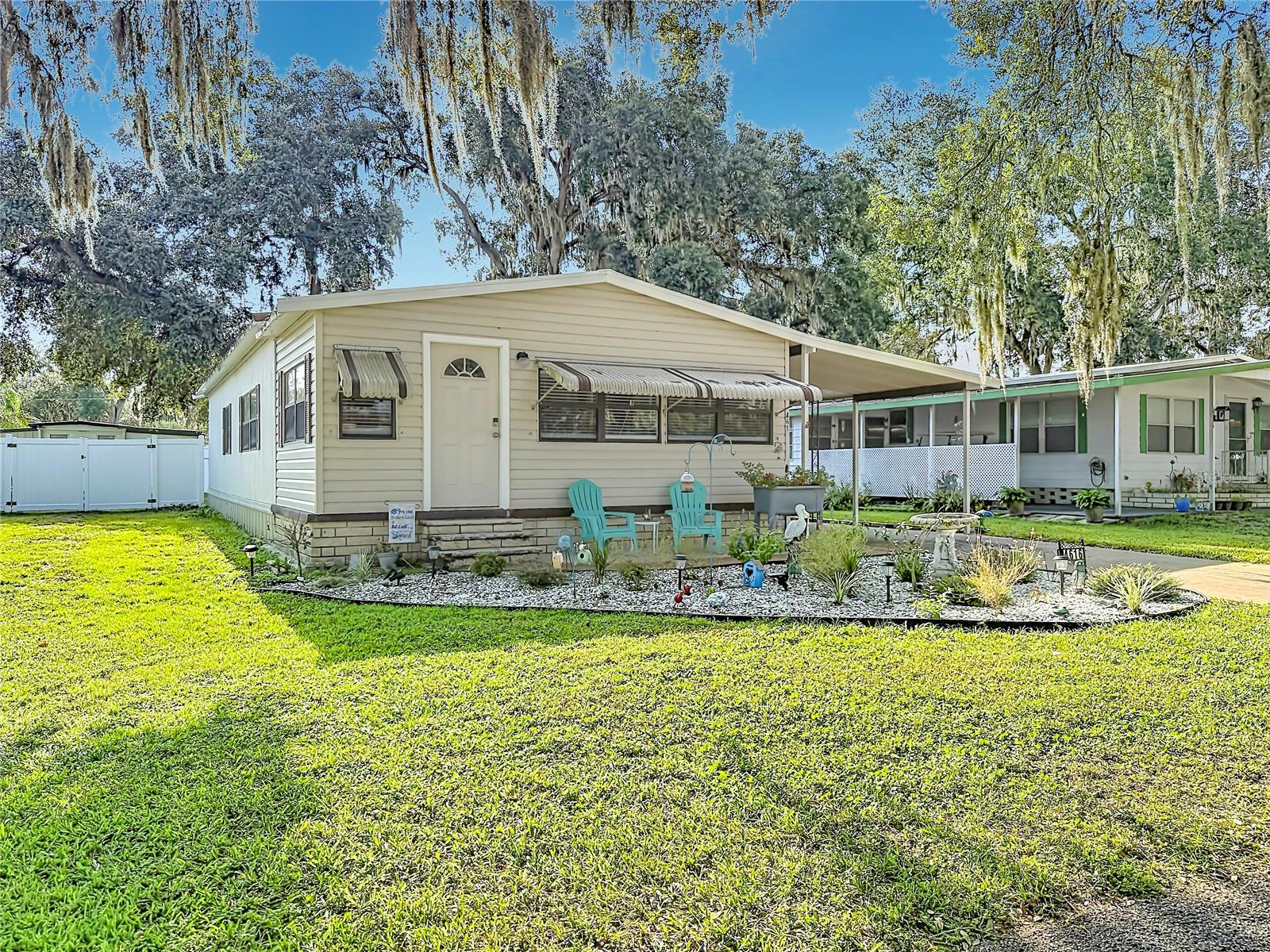4616 Olive Dr