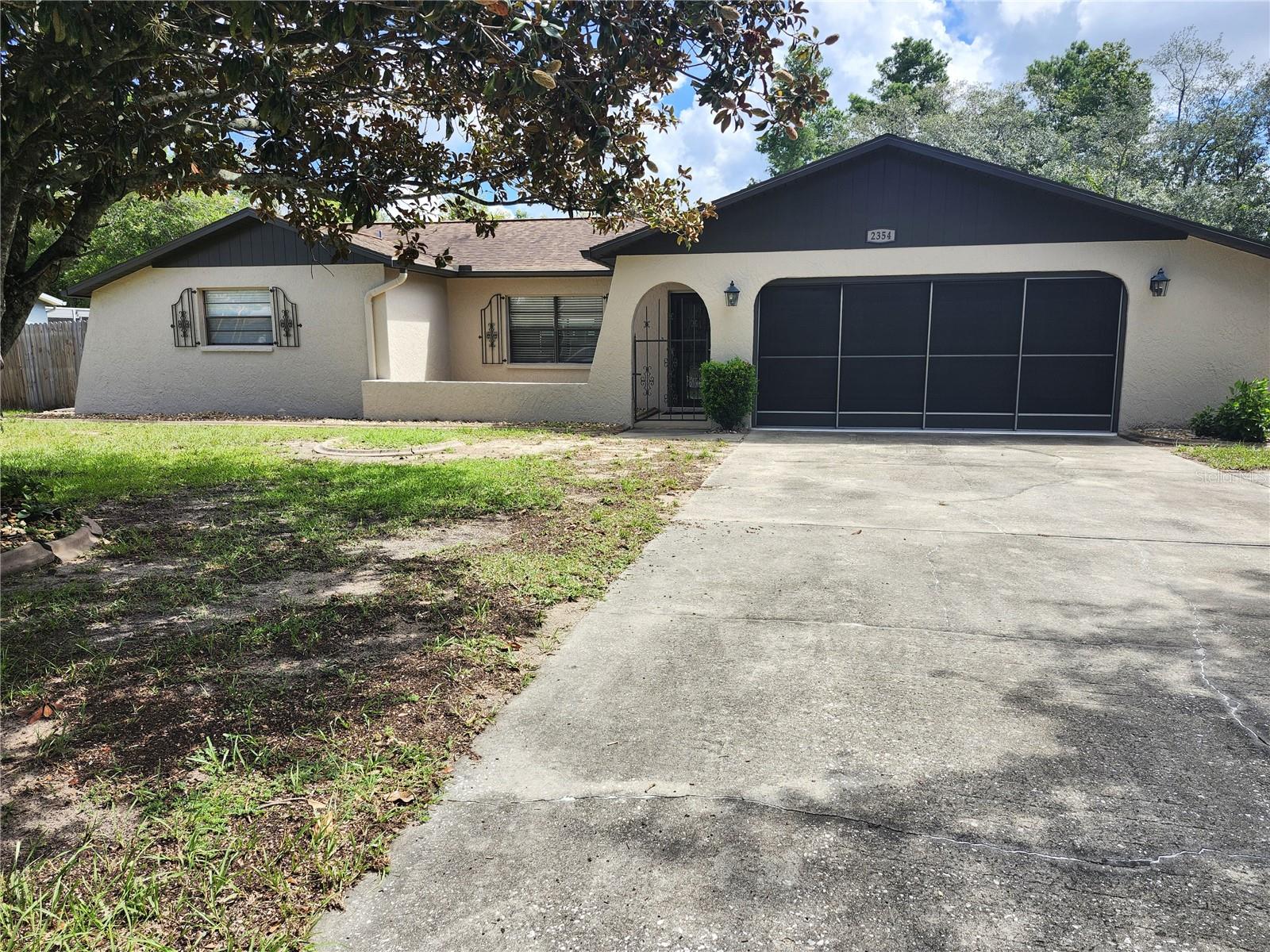 2354 Deltona Blvd