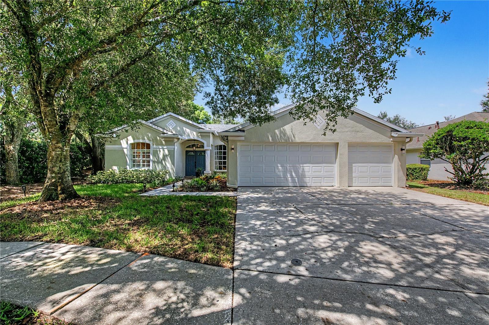9402 Hunters Pond Dr