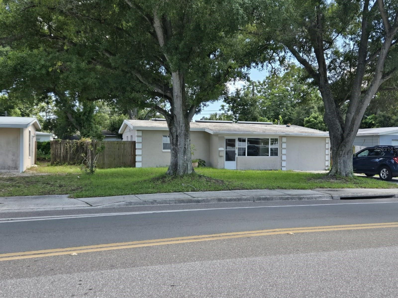 5772 94th Ave N