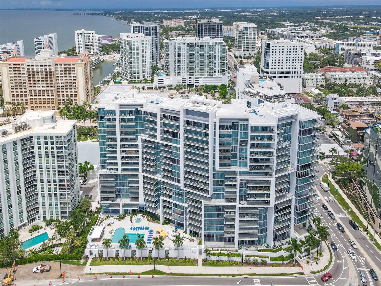 1155 N Gulfstream Ave #806