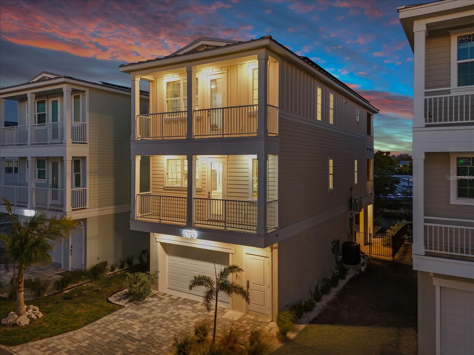 4324 Saltwater Pearl Way