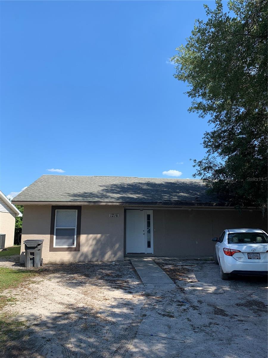 1216 Fairway Dr