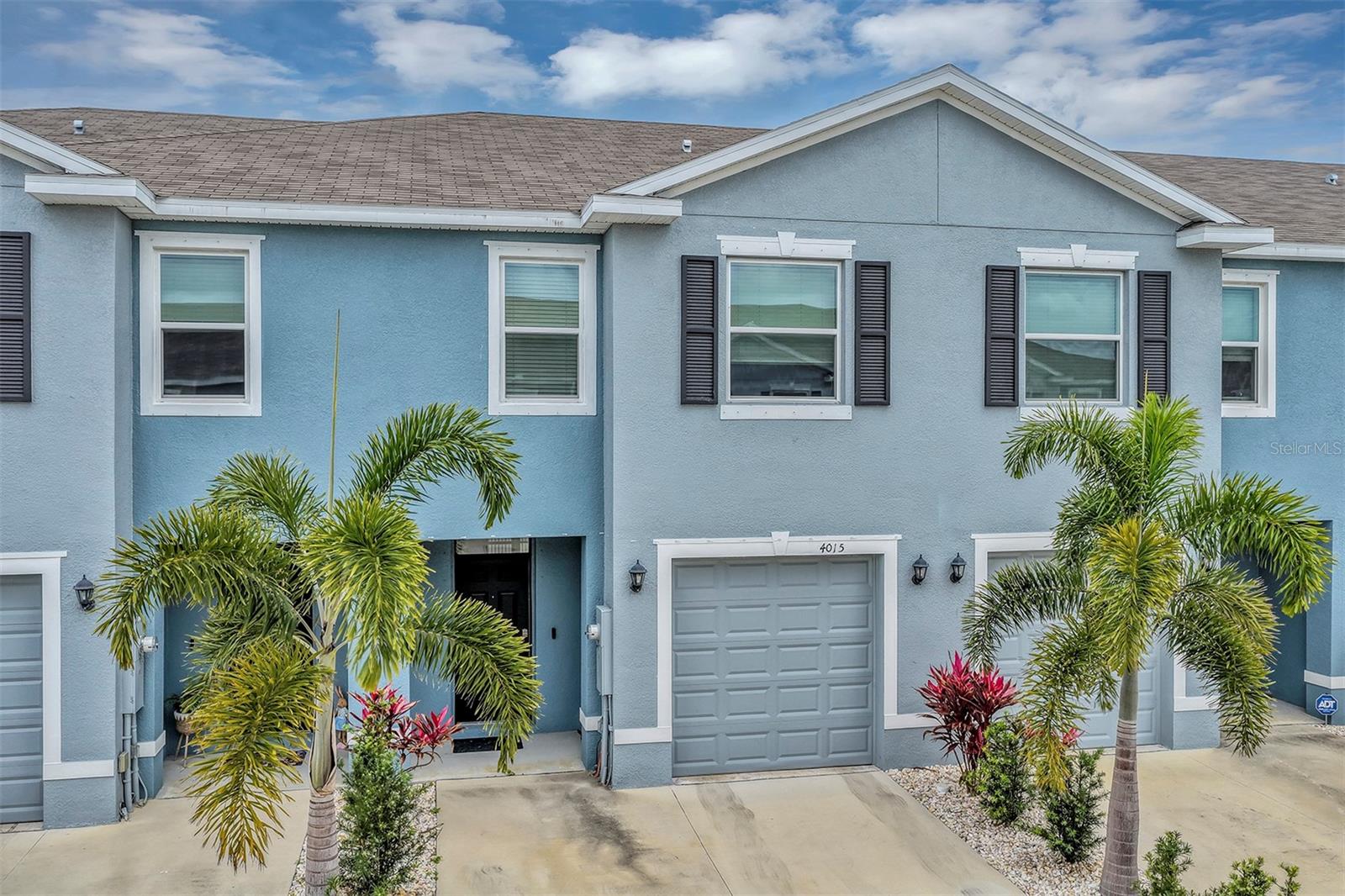 4015 Blue Banks Ln