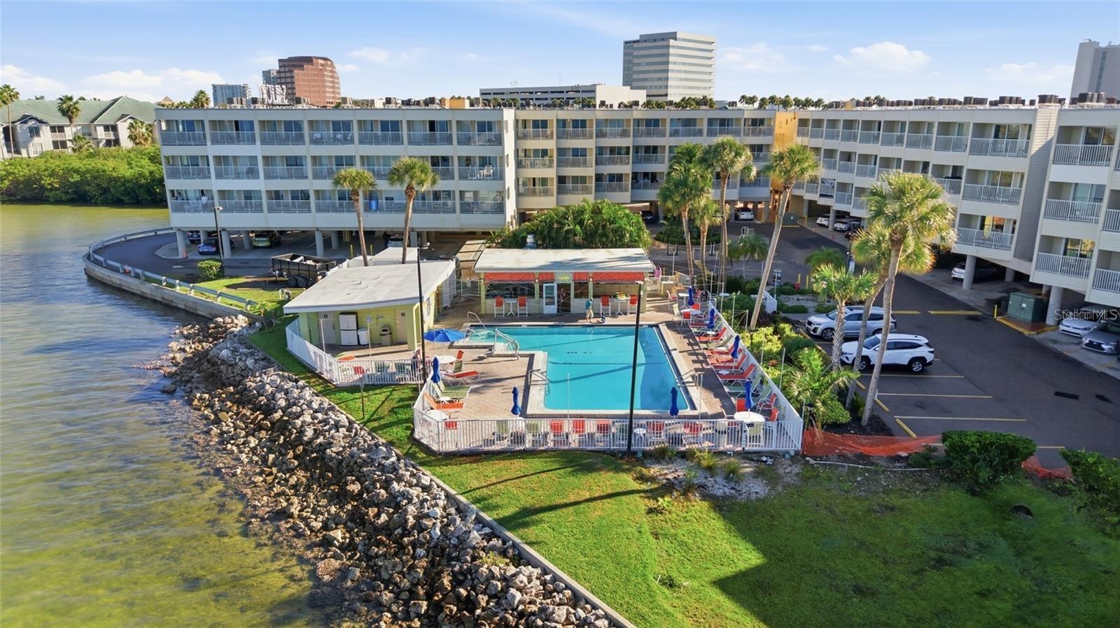 2506 N Rocky Point Dr #315