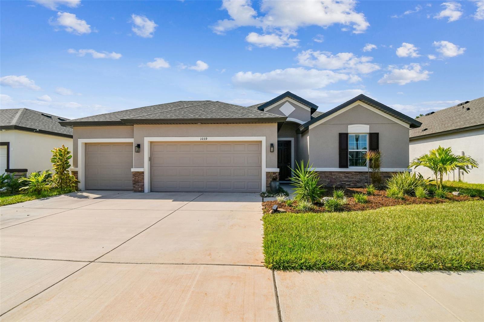 1039 Davis Heather Cir