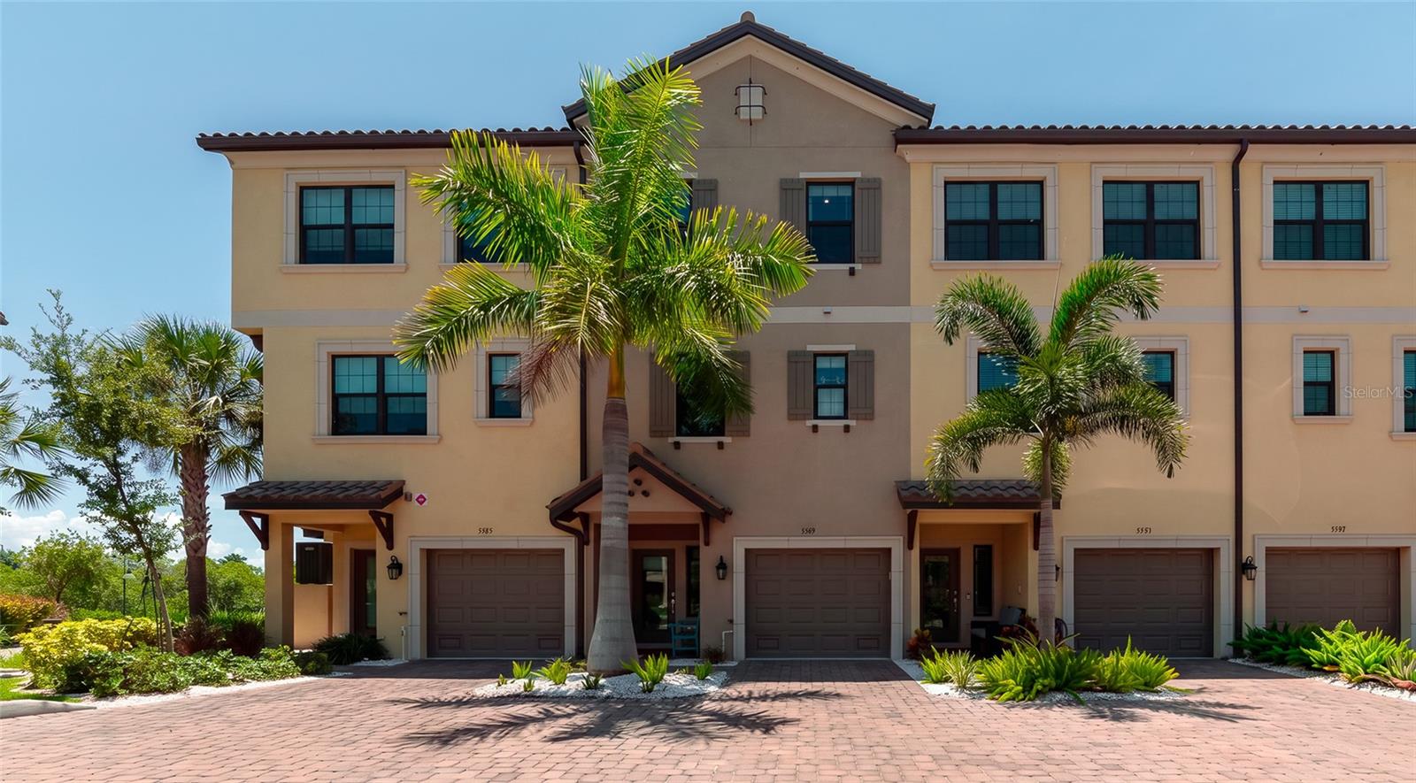 5589 Cannes Cir #4-102