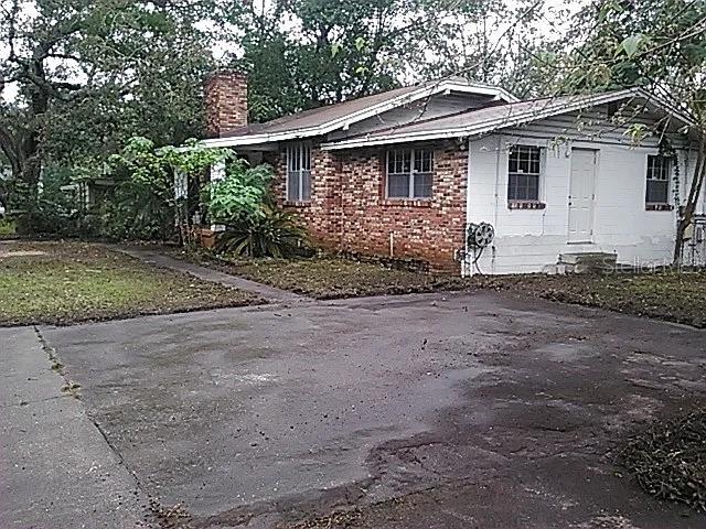 10006 N Mitchell Ave
