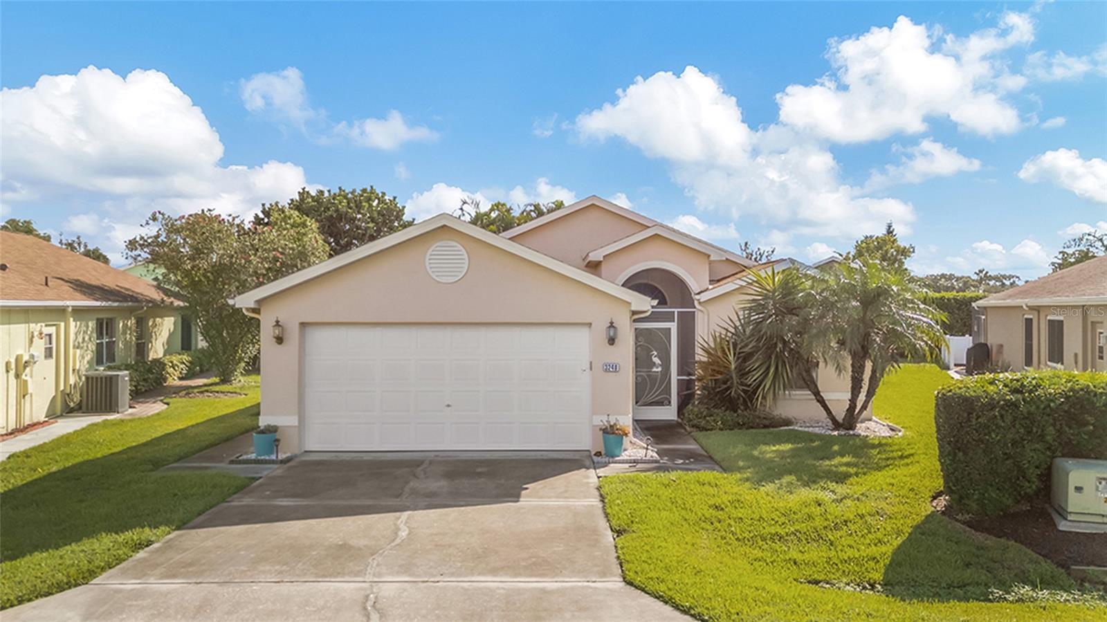 3248 Noemi Dr