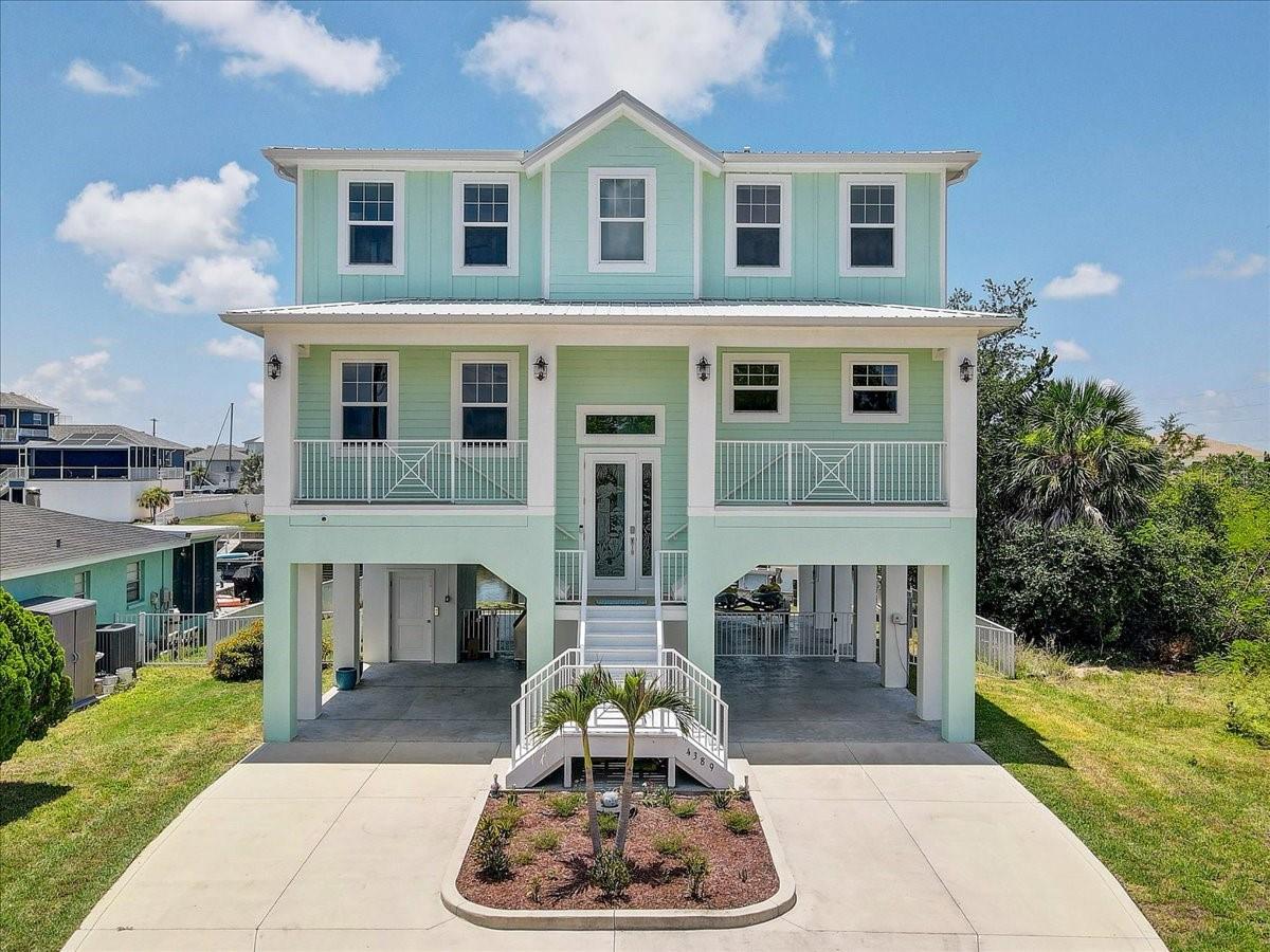 4389 5th Isle Dr