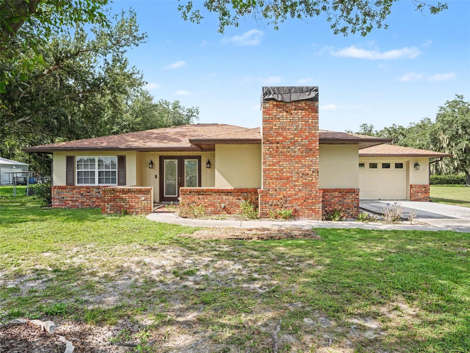 2811 John David Pl