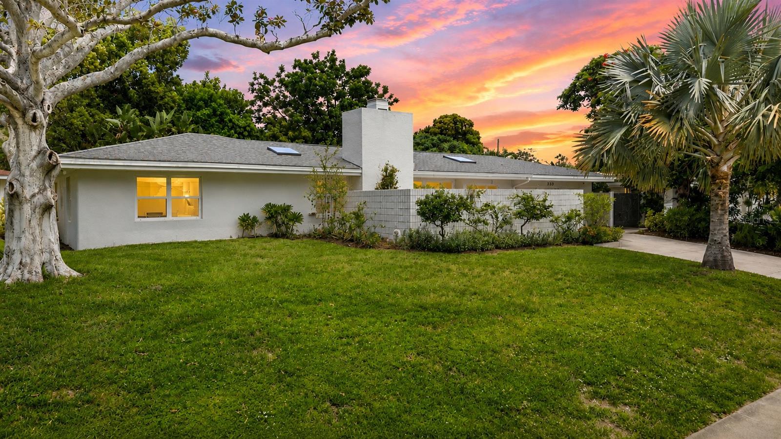 3536 Jaffa Dr