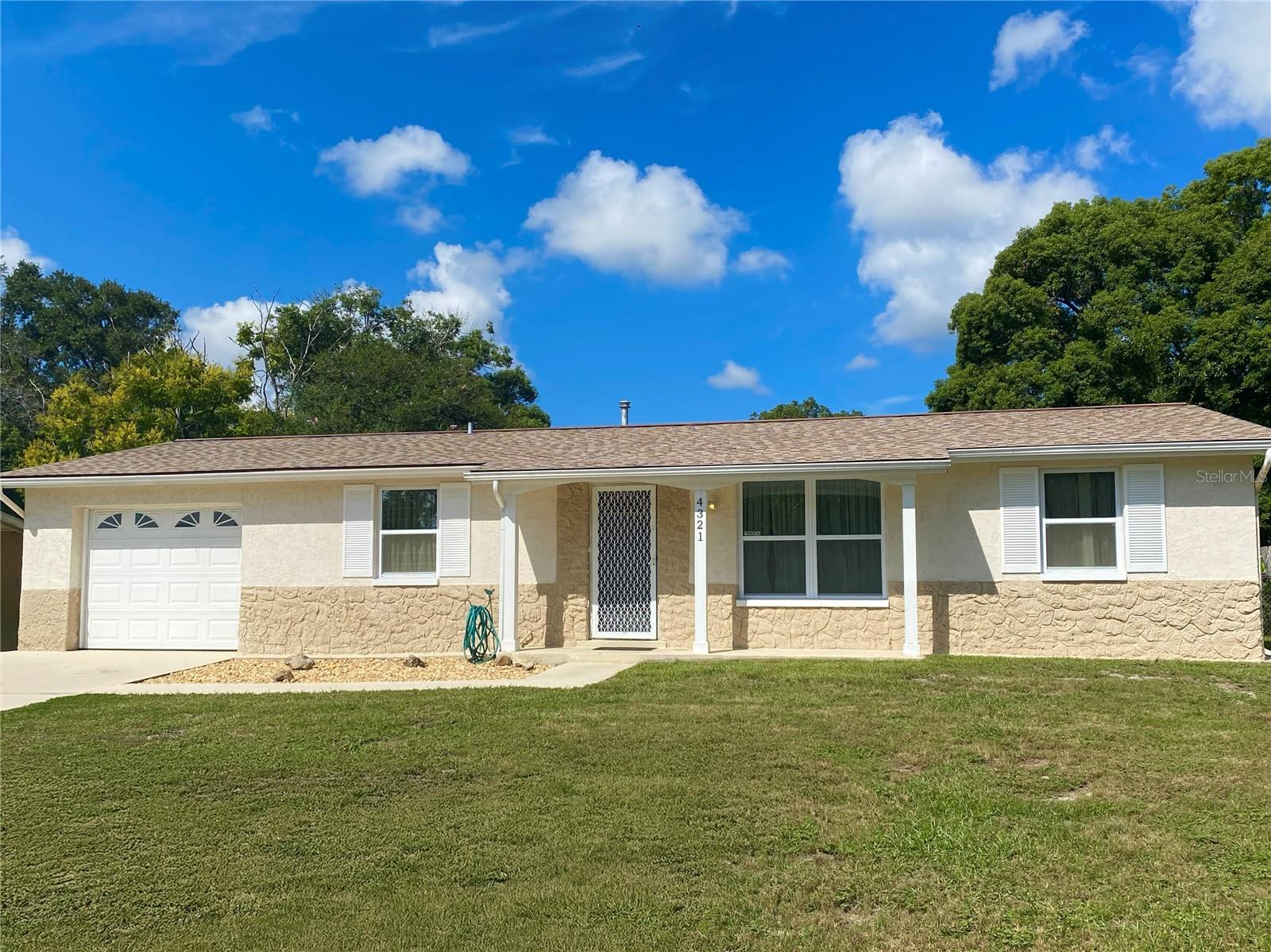 4321 Peacock Rd