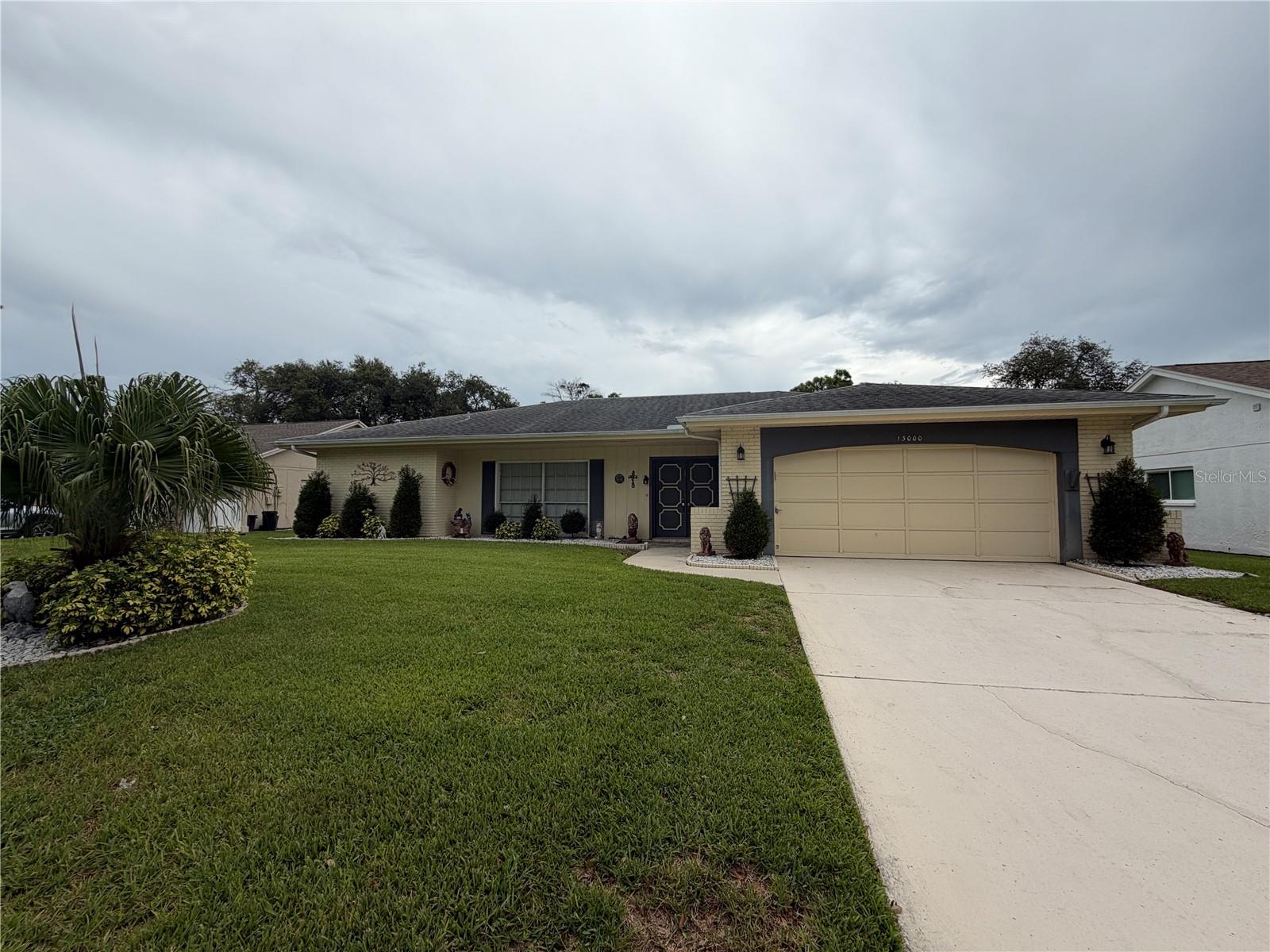 13000 Pebble Beach Cir