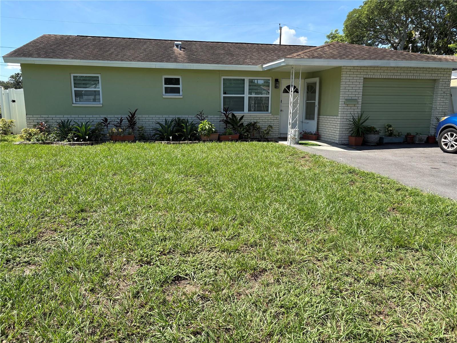 1443 Jeffords St
