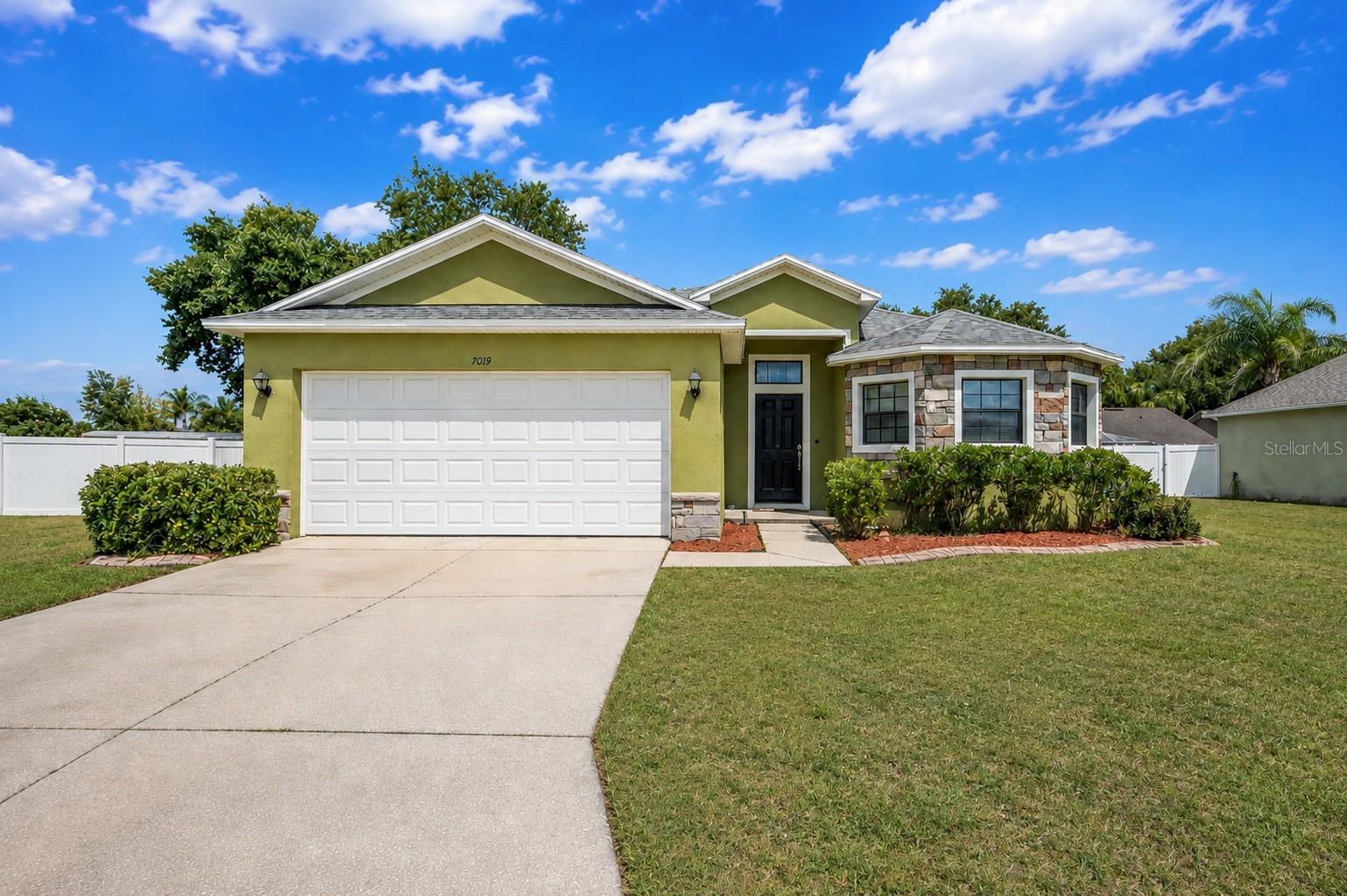 7019 Heatherbrook Dr