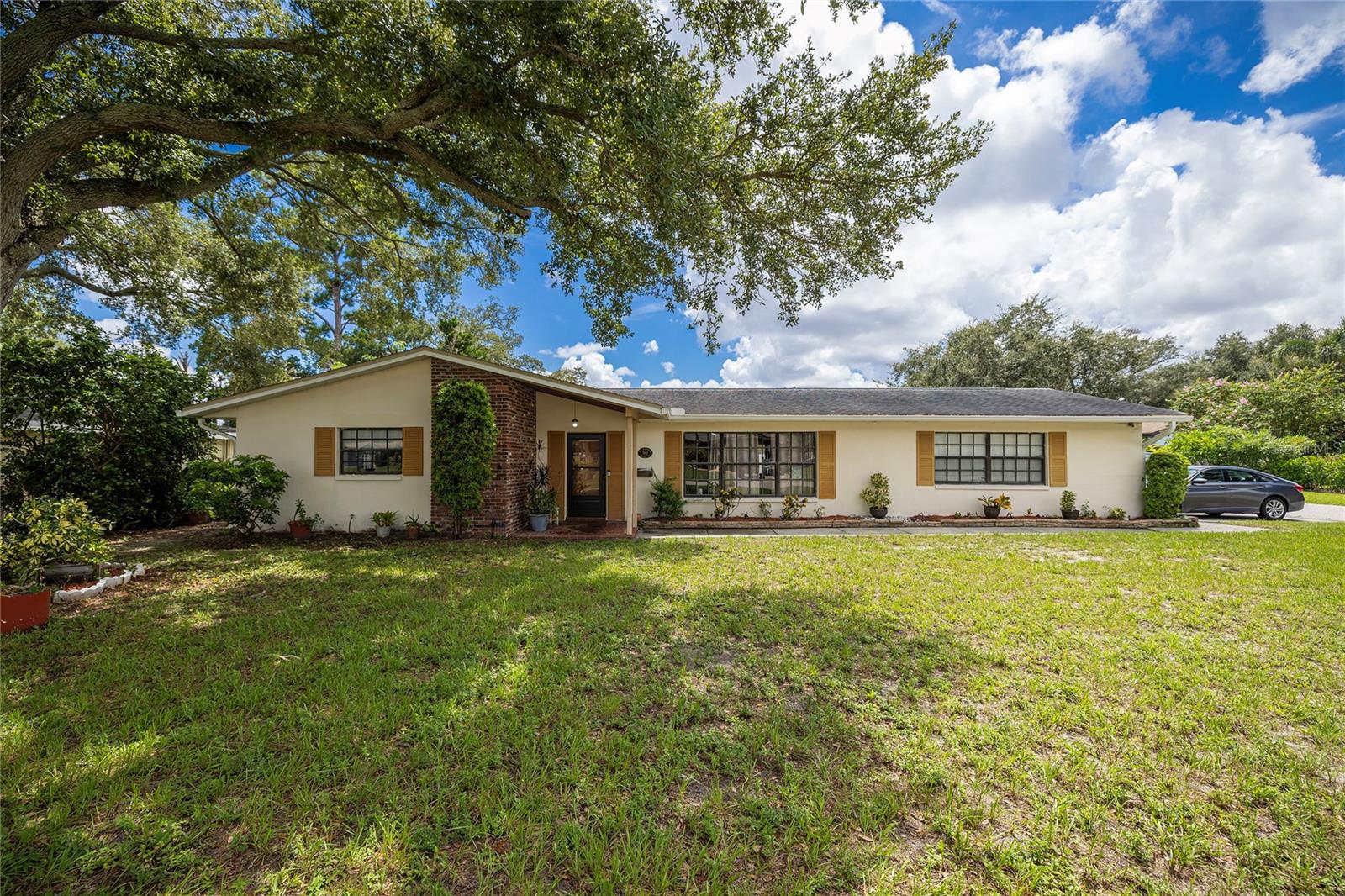 1901 Stancel Dr