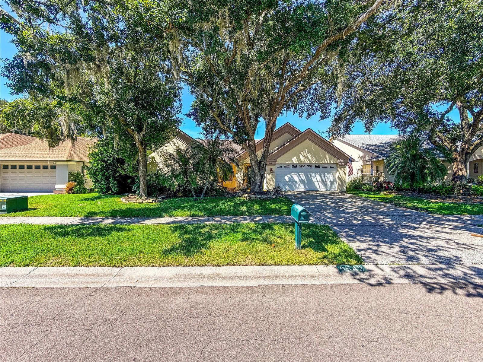 9542 Pebble Glen Ave