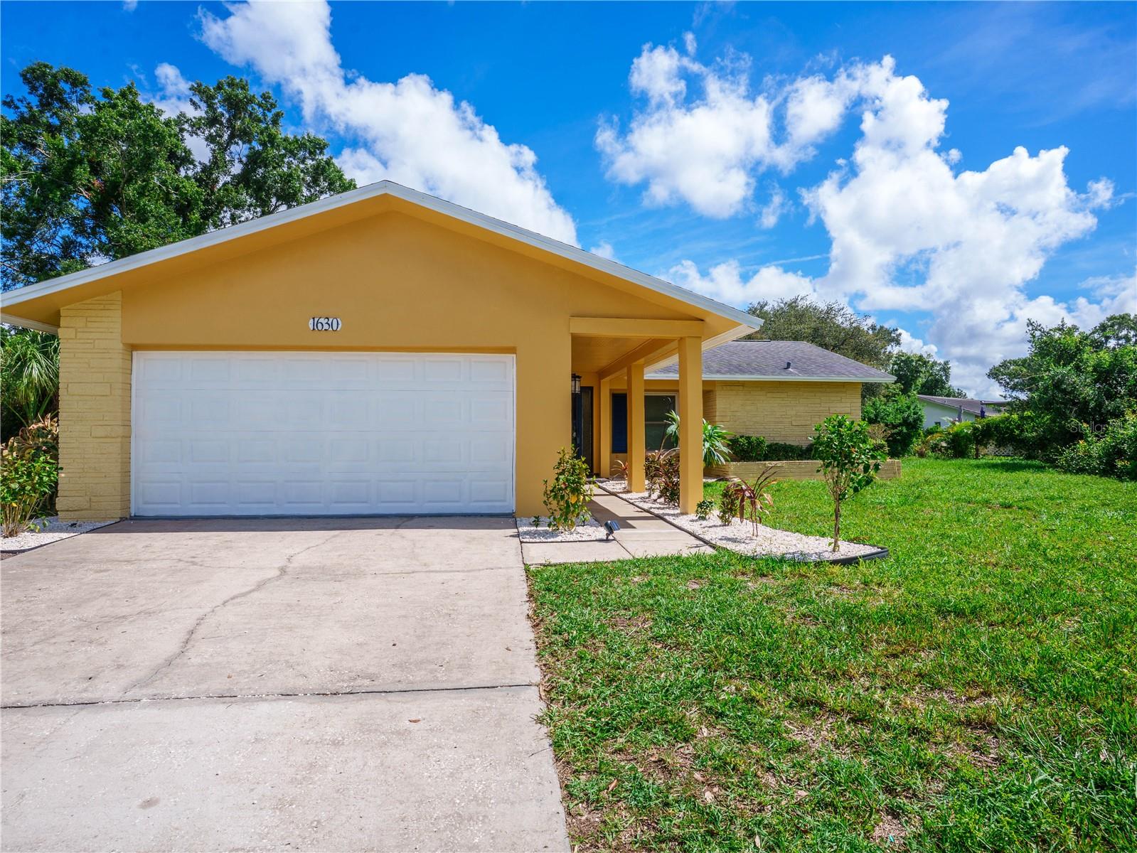 1630 Byrnedale CT