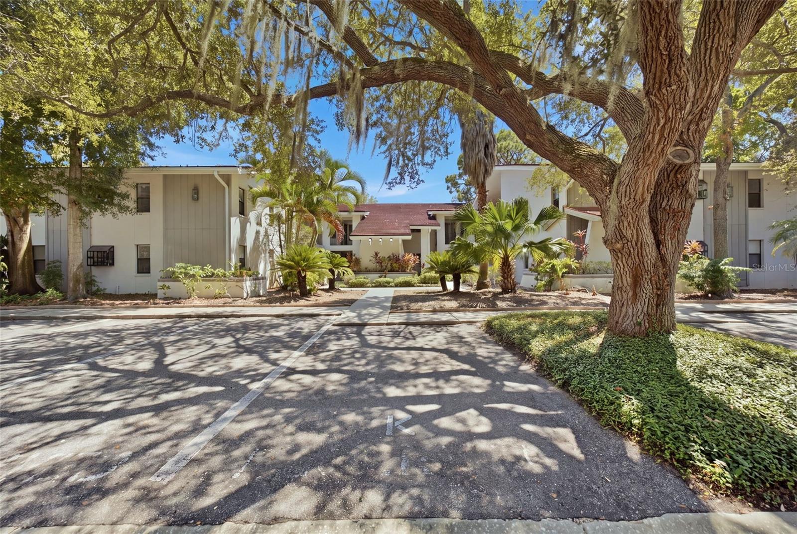 300 S Florida Ave #100K
