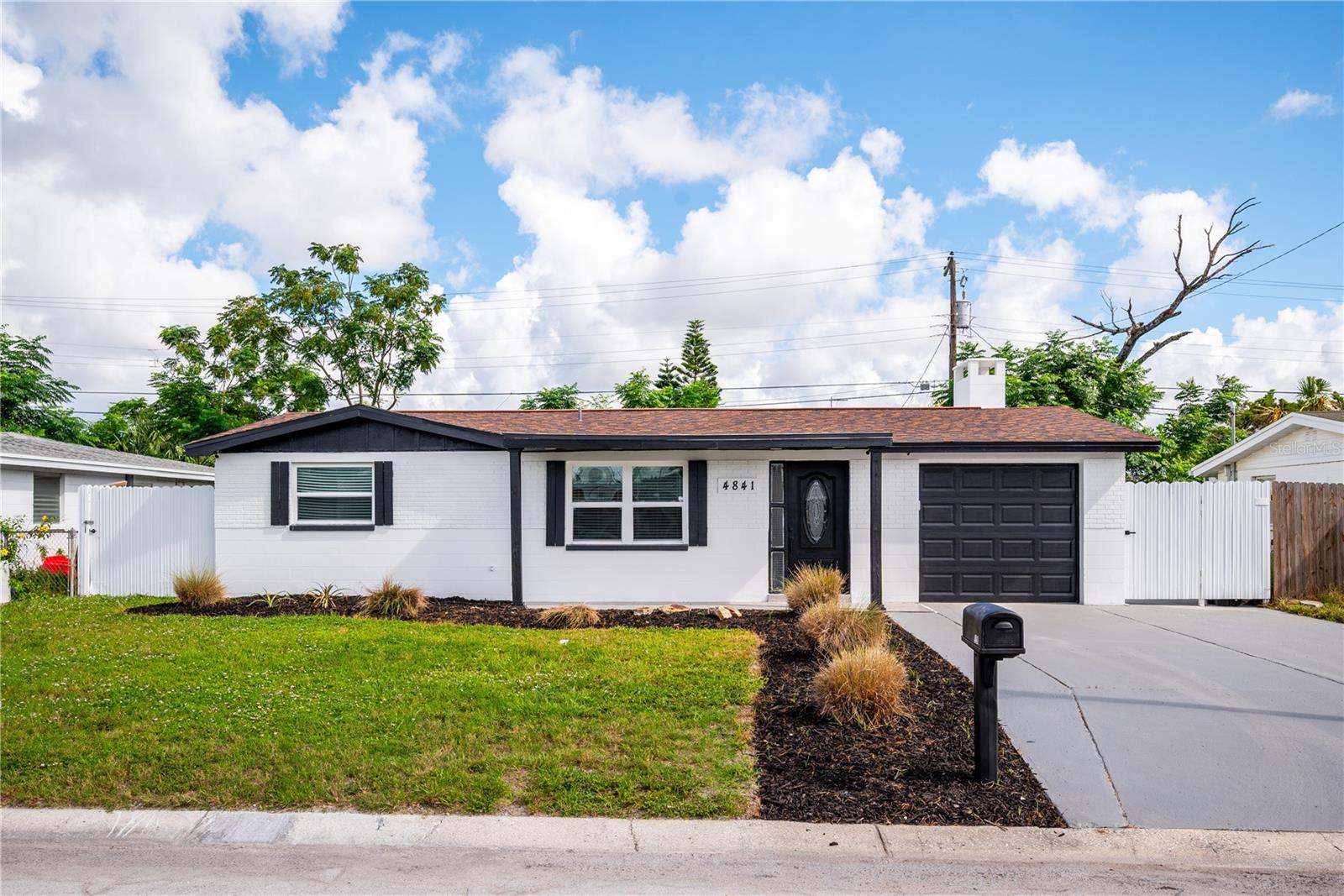 4841 Zodiac Ave