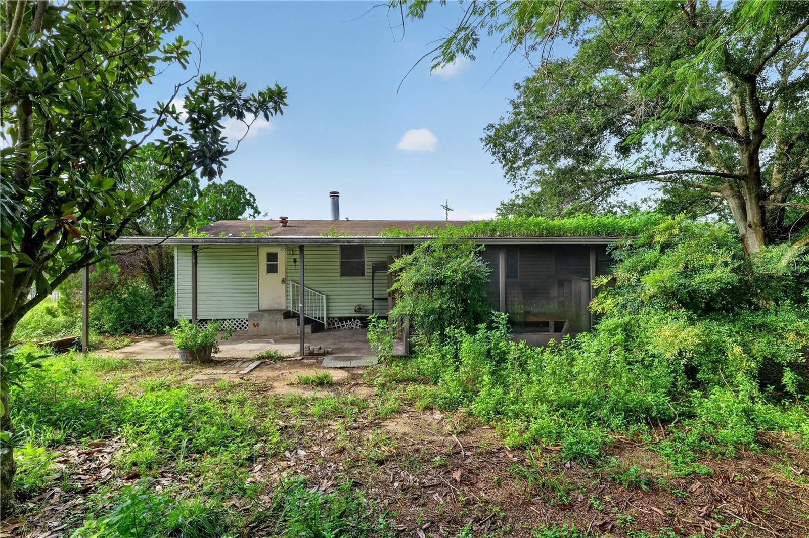 9550 Silverbend Dr