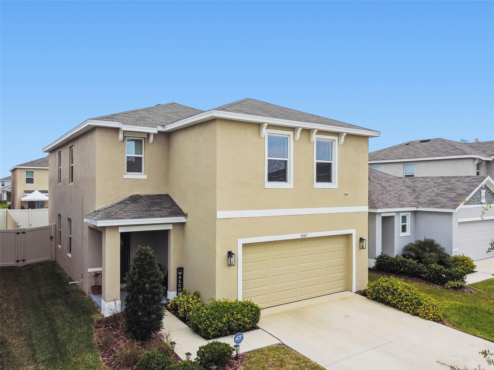 5667 Chorleywood Ln