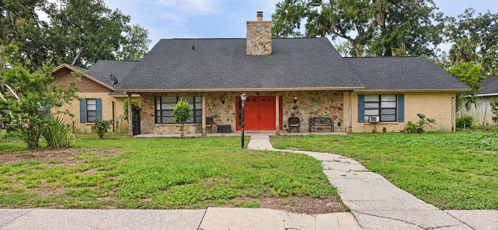 113 Locust Dr