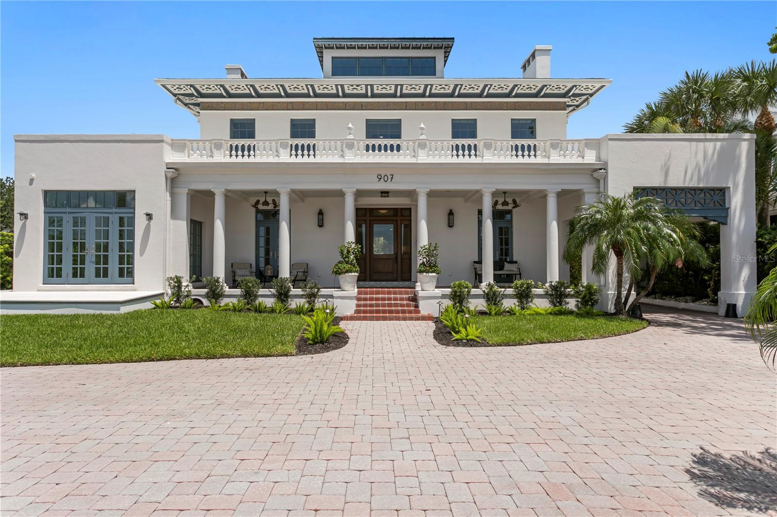 907 Bayshore Blvd