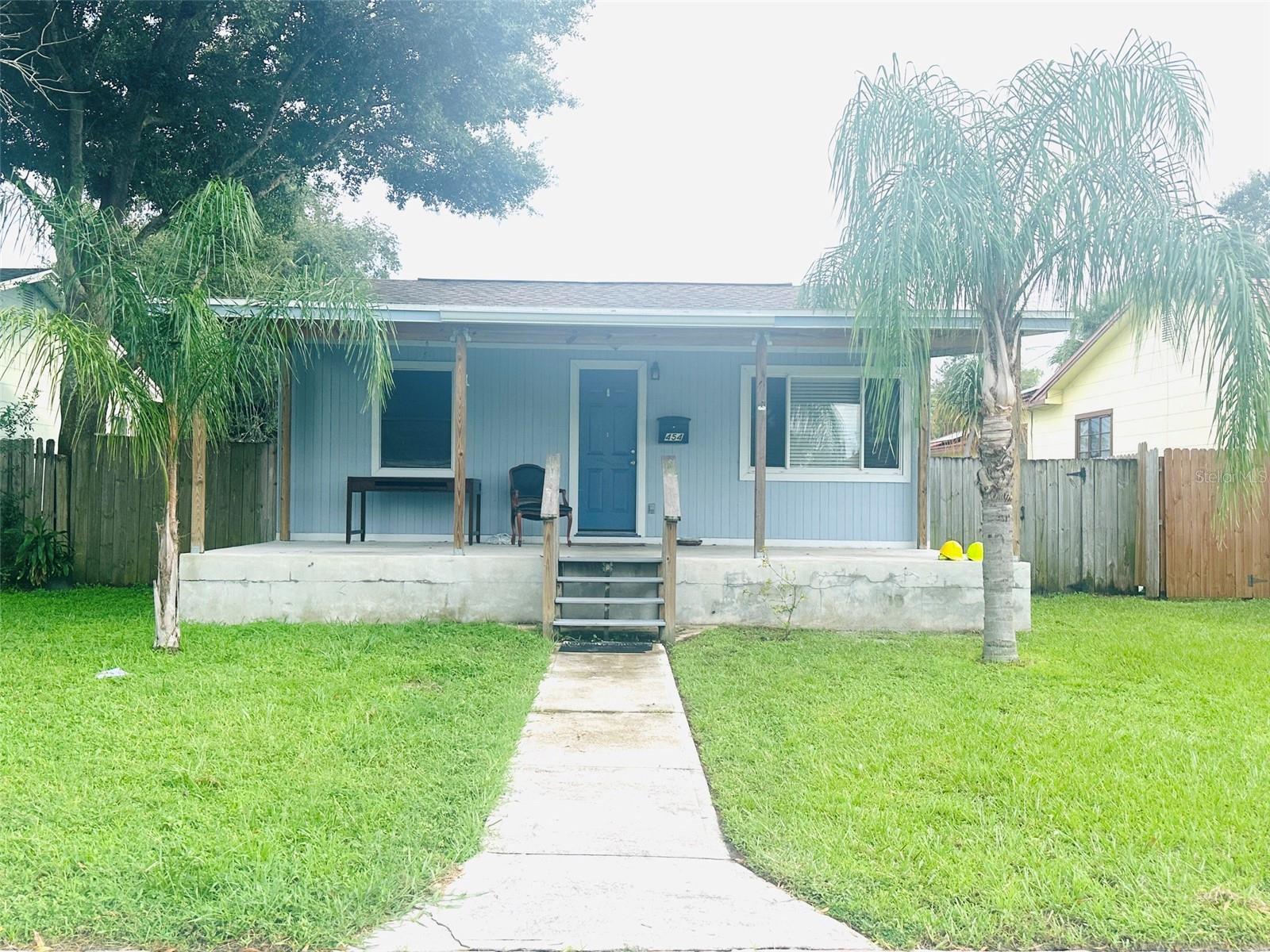 454 49th Ave N